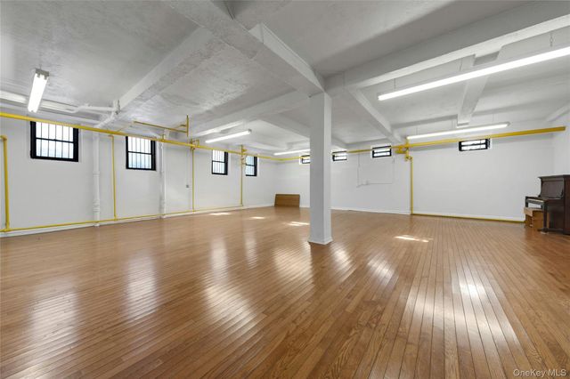 8451 Beverly Road 1A 10 1U 2U 4N, Kew Gardens, NY 11415