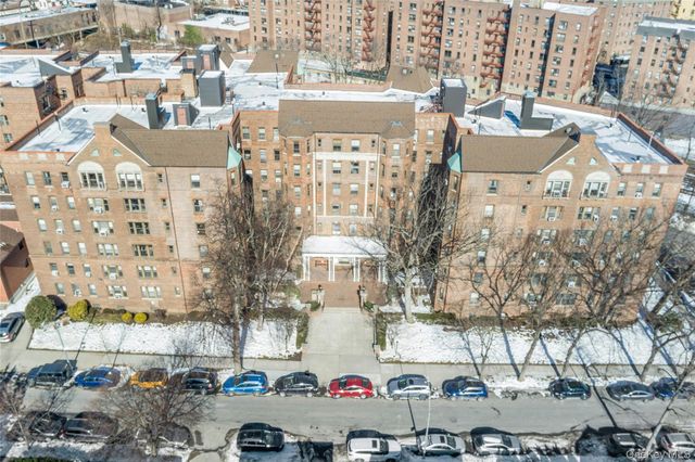 8451 Beverly Road 1A 10 1U 2U 4N, Kew Gardens, NY 11415