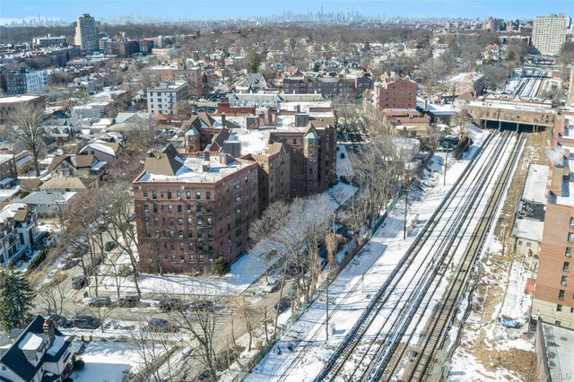 8451 Beverly Road 1A 10 1U 2U 4N, Kew Gardens, NY 11415