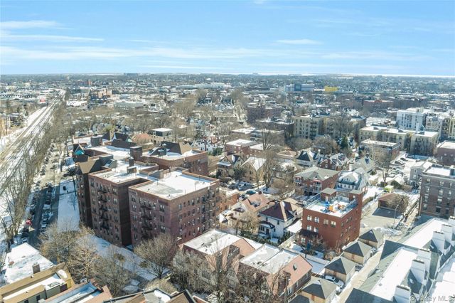 8451 Beverly Road 1A 10 1U 2U 4N, Kew Gardens, NY 11415