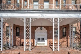 8451 Beverly Road 1A 10 1U 2U 4N, Kew Gardens, NY 11415