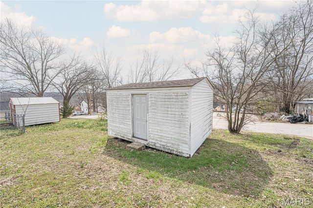 705 Stewart Street, De Soto, MO 63020