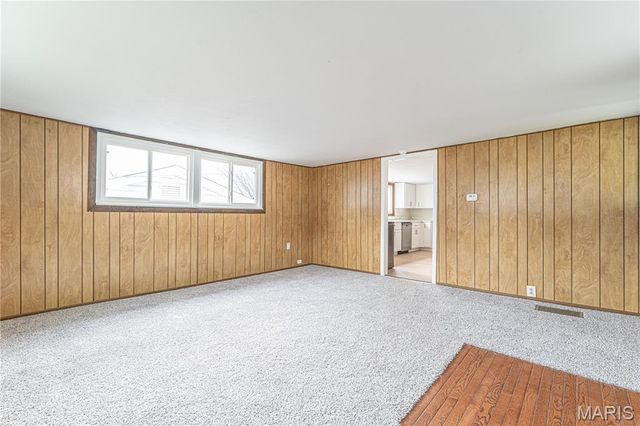 705 Stewart Street, De Soto, MO 63020