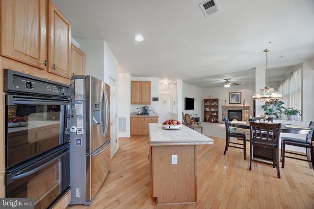 4401 HUNTCHASE DR, Bowie, MD 20720