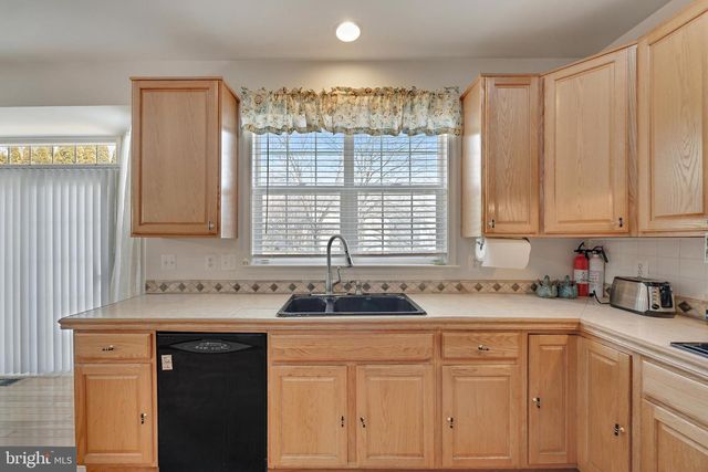 4401 HUNTCHASE DR, Bowie, MD 20720