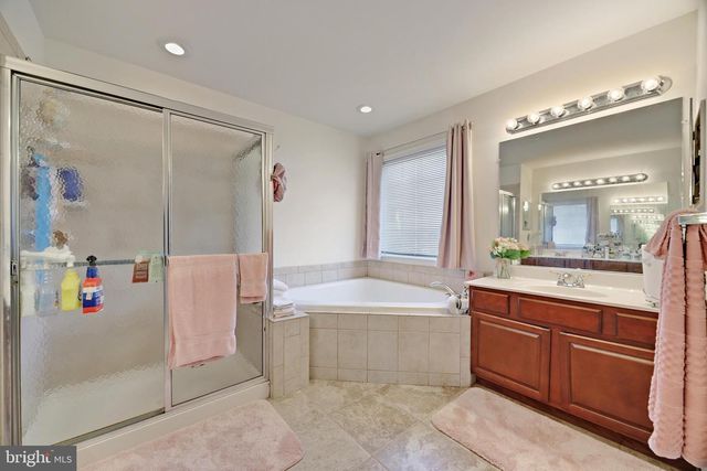 4401 HUNTCHASE DR, Bowie, MD 20720