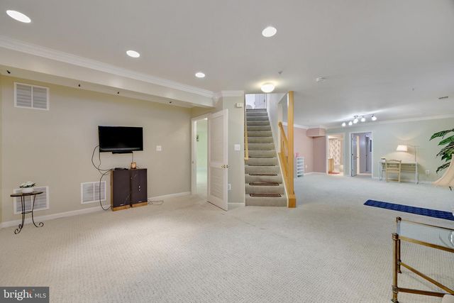 4401 HUNTCHASE DR, Bowie, MD 20720