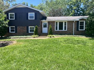 104 Pana Ct, Hendersonville, TN 37075