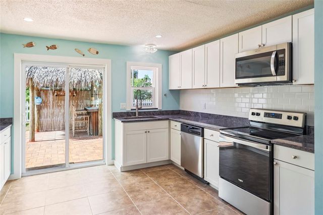 6814 DRIFTWOOD DRIVE, Hudson, FL 34667