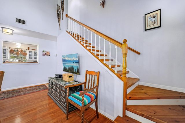 384 Sunset RDG, Blanco, TX 78606