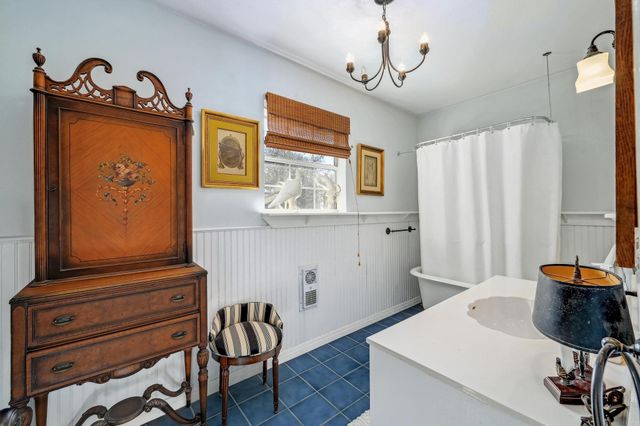 384 Sunset RDG, Blanco, TX 78606