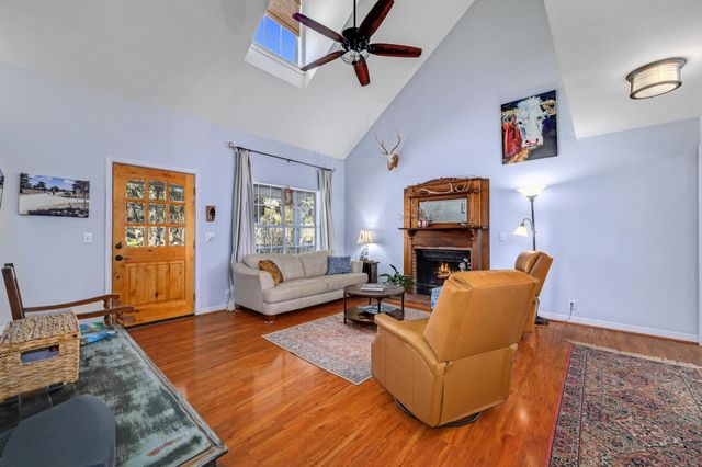 384 Sunset RDG, Blanco, TX 78606