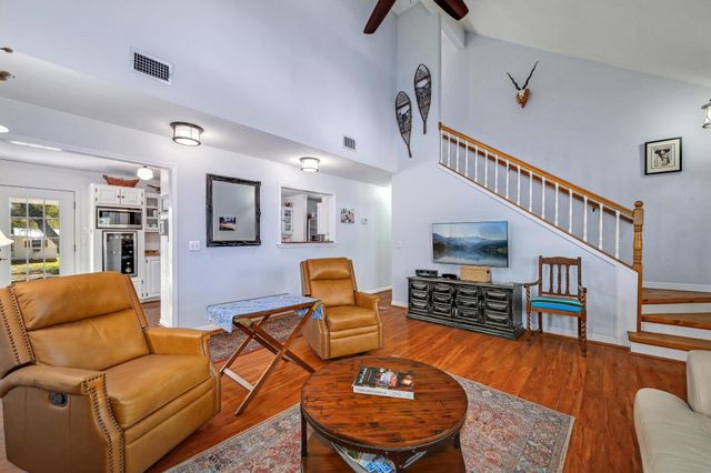 384 Sunset RDG, Blanco, TX 78606