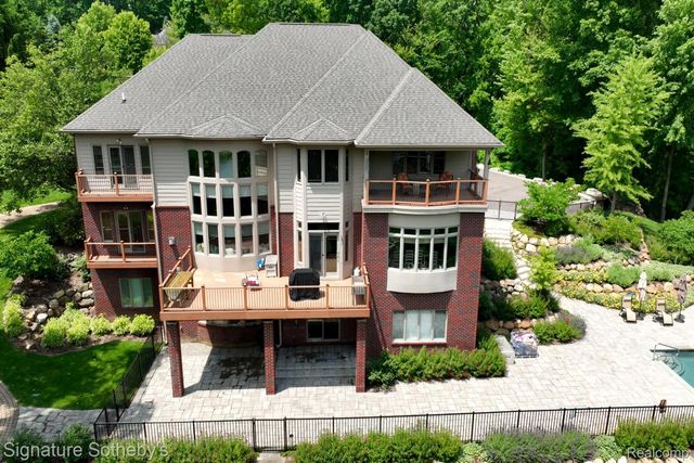 5001 FOREST VALLEY, Independence Charter Township, MI 48348