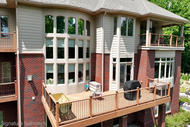 5001 FOREST VALLEY, Independence Charter Township, MI 48348