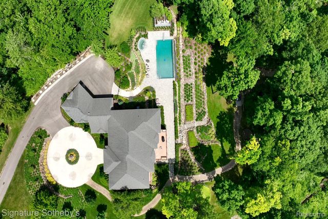 5001 FOREST VALLEY, Independence Charter Township, MI 48348
