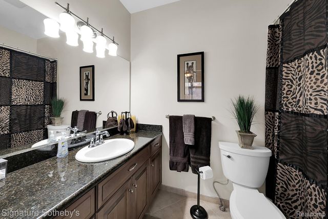 5001 FOREST VALLEY, Independence Charter Township, MI 48348
