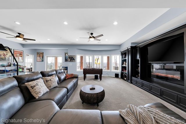 5001 FOREST VALLEY, Independence Charter Township, MI 48348