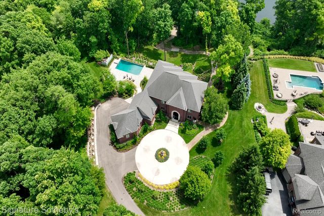 5001 FOREST VALLEY, Independence Charter Township, MI 48348