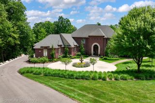 5001 FOREST VALLEY, Independence Charter Township, MI 48348