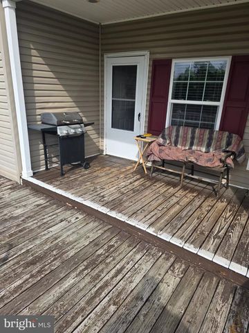 502 FALCON DR, Carlisle, PA 17013