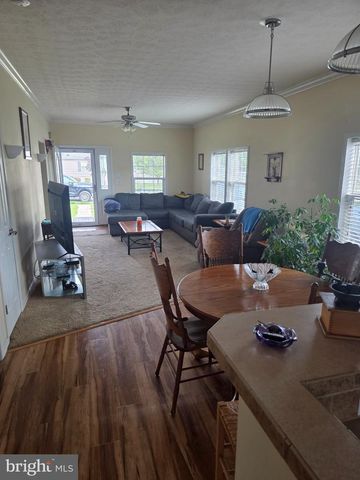 502 FALCON DR, Carlisle, PA 17013