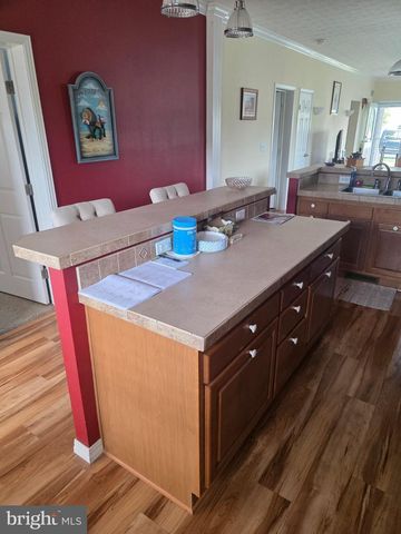 502 FALCON DR, Carlisle, PA 17013