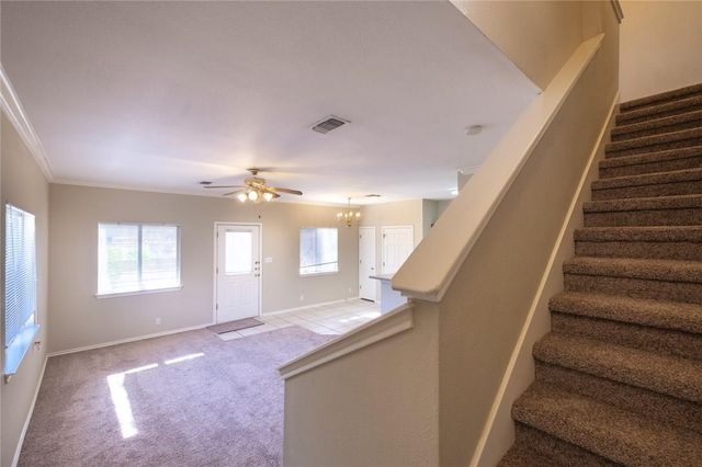 1733 Constantino CIR A, Austin, TX 78745