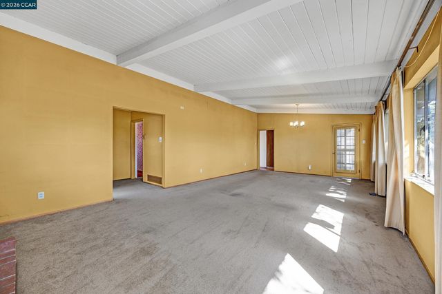 557 Summit Dr, Pinole, CA 94564
