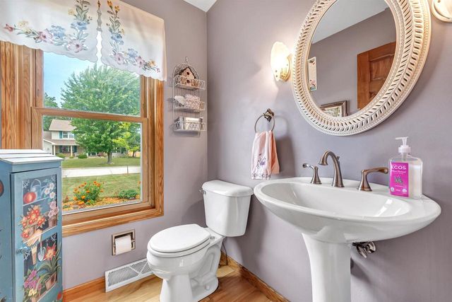 3097 MERCEDES DRIVE, Green Bay, WI 54313