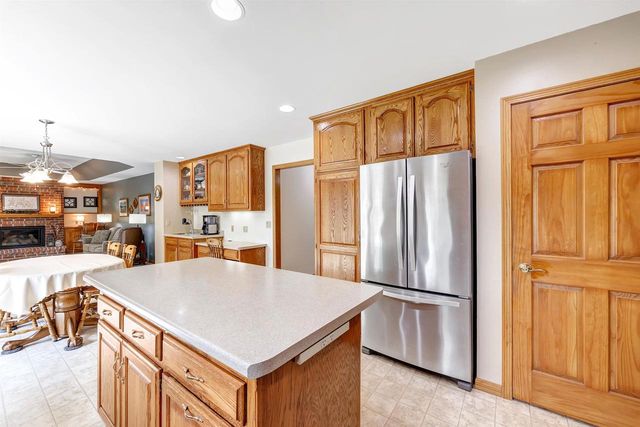 3097 MERCEDES DRIVE, Green Bay, WI 54313