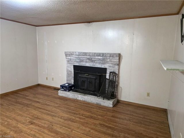 146 King Park Circle, Mount Airy, NC 27030