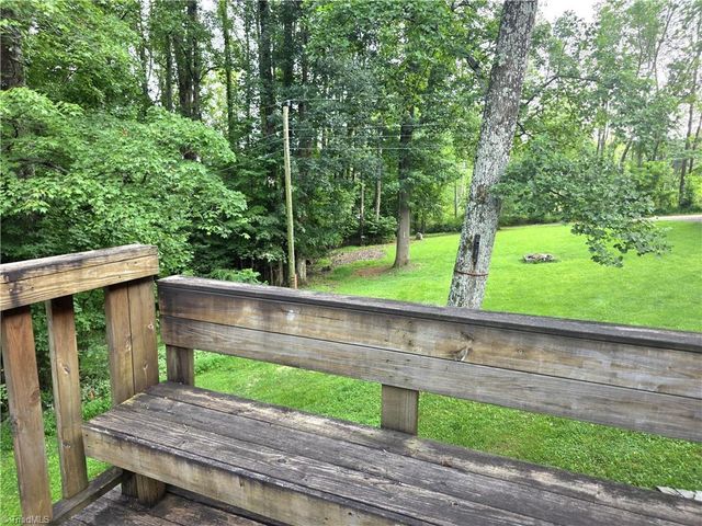 146 King Park Circle, Mount Airy, NC 27030