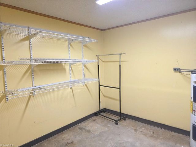 146 King Park Circle, Mount Airy, NC 27030