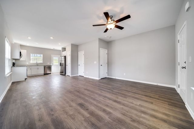 348 Kristen Ct, Columbia, TN 38401