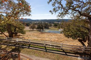 327 Twin Oaks Drive, Friday Harbor, WA 98250