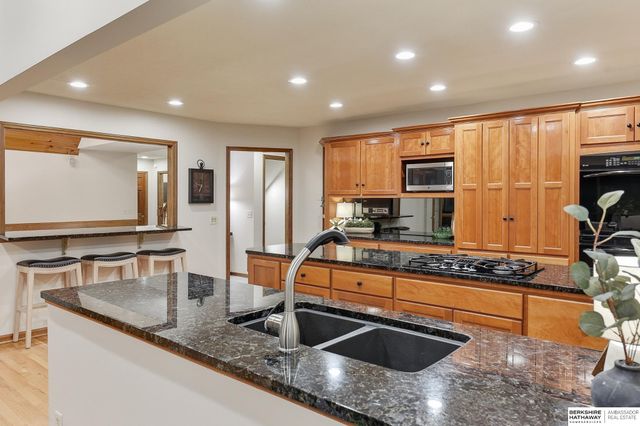 16312 Westfield Circle, Omaha, NE 68130