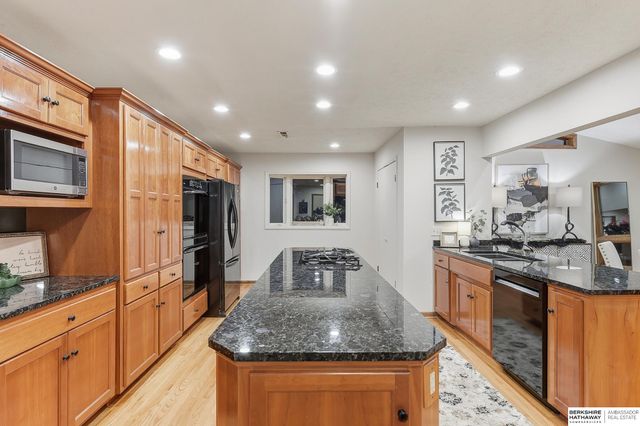 16312 Westfield Circle, Omaha, NE 68130