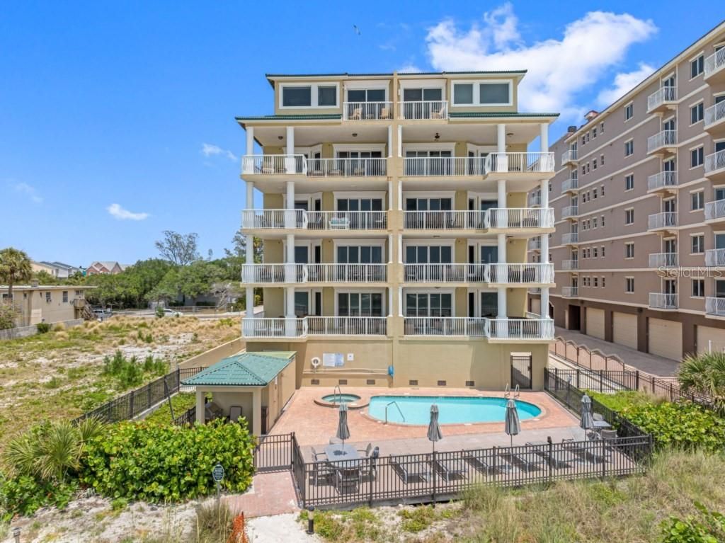Image 1 of property listing at 19734 GULF BOULEVARD 402, Indian Shores, FL 33785