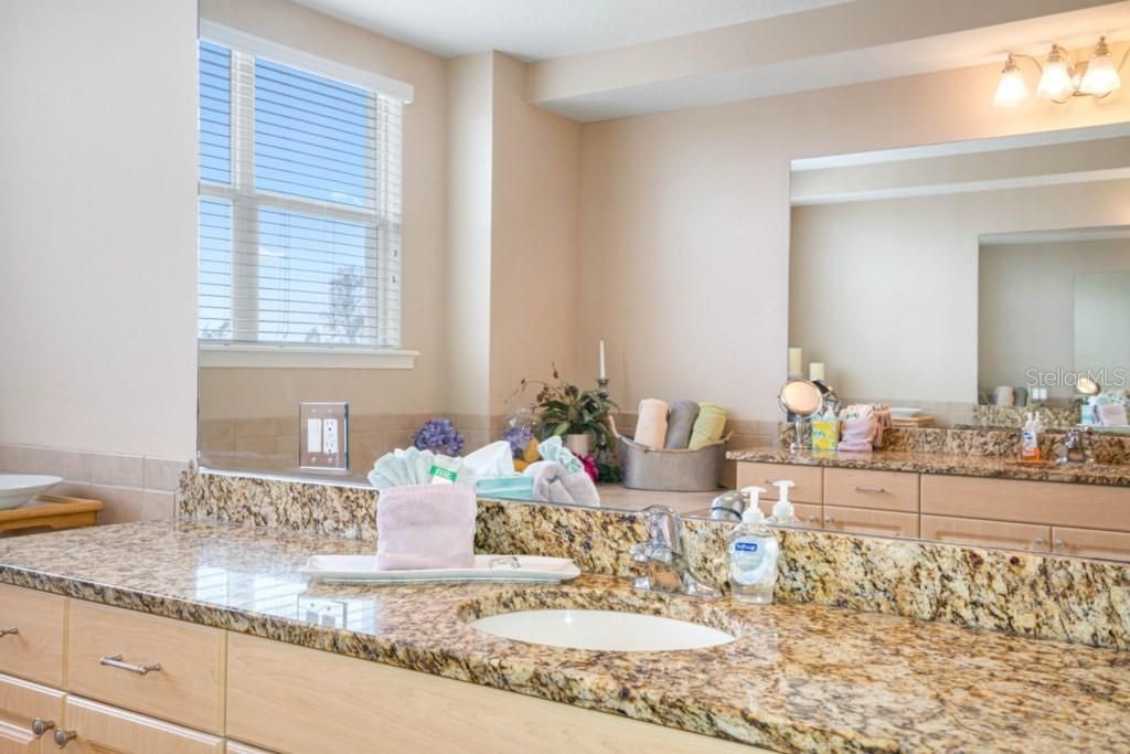 Image 45 of property listing at 19734 GULF BOULEVARD 402, Indian Shores, FL 33785