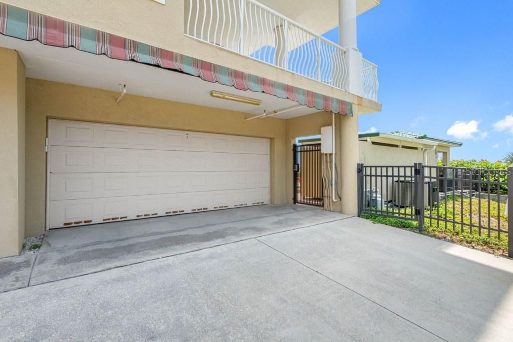 Image 66 of property listing at 19734 GULF BOULEVARD 402, Indian Shores, FL 33785
