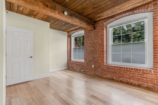 14 Sanford 7, Medway, MA 02053