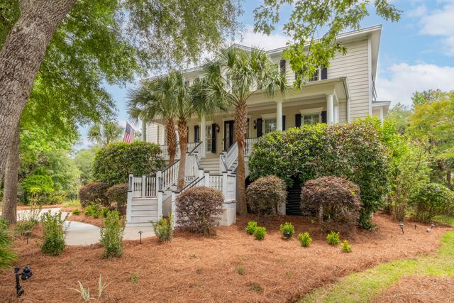 2324 Darts Cove Way, Mount Pleasant, SC 29466