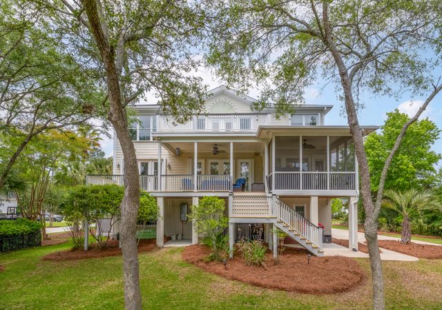 2324 Darts Cove Way, Mount Pleasant, SC 29466