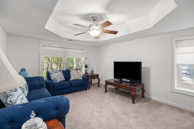 2324 Darts Cove Way, Mount Pleasant, SC 29466