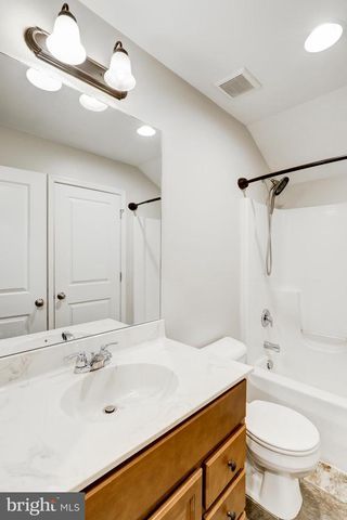 207 NORBURY CIR, Willow Street, PA 17584