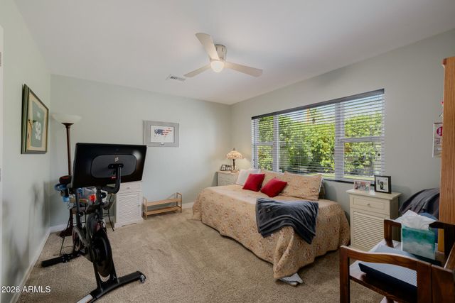 4942 E WHITTON Avenue, Phoenix, AZ 85018