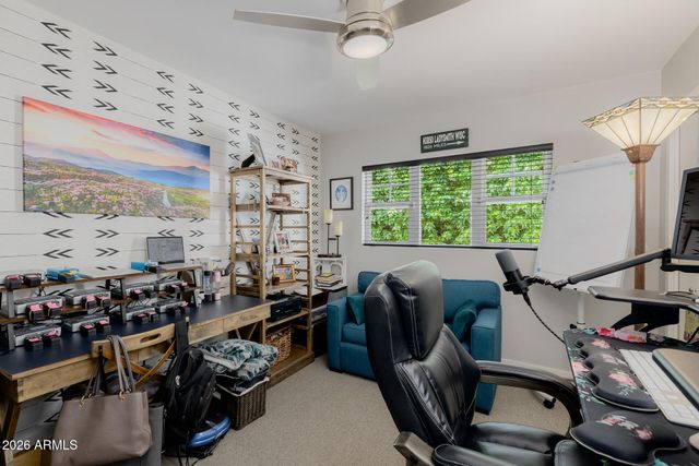 4942 E WHITTON Avenue, Phoenix, AZ 85018