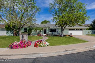 4942 E WHITTON Avenue, Phoenix, AZ 85018