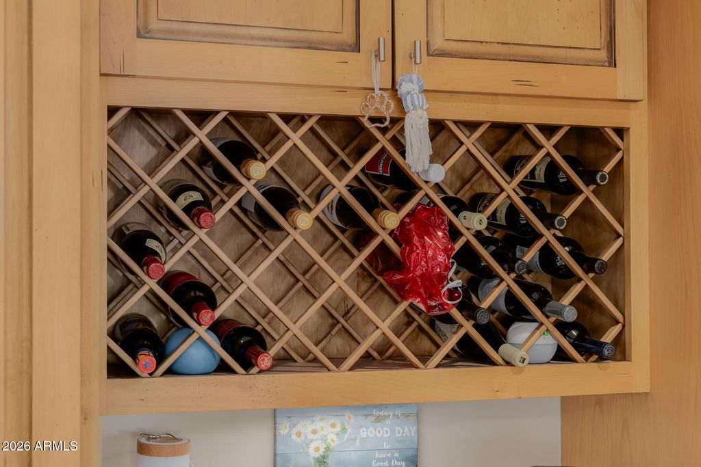 Image 38 of property listing at 4942 E WHITTON Avenue, Phoenix, AZ 85018